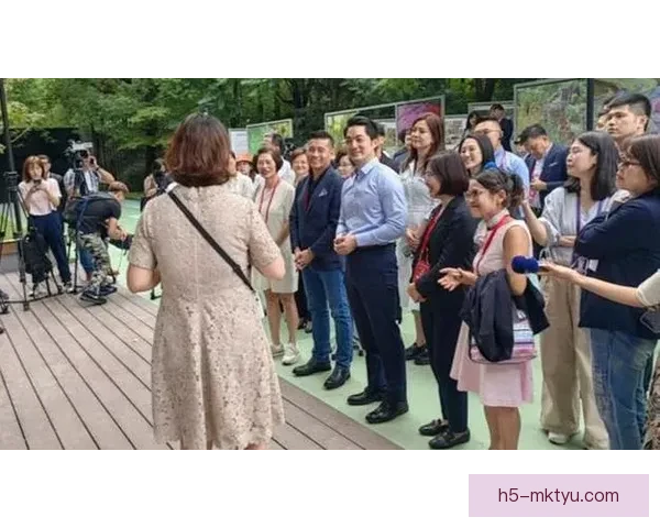 新援恩科洛洛抵沪分享行程照片